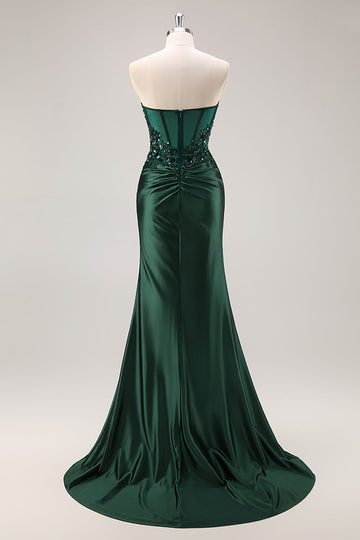 Vestido de fiesta de sirena verde oscuro sin tirantes con abertura